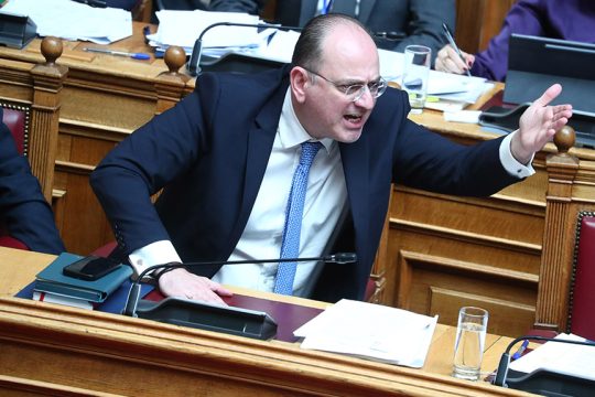 Το πτυχίο της εξουσίας